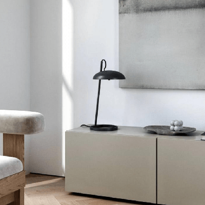 Kleine zwarte tafellamp met schakelaar en G9 fitting Versale DFTP Kleine zwarte tafellamp met schakelaar en G9 fitting Versale DFTP