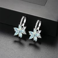 Leuke romantische mooie heldere stenen bloem vorm handige eenvoudige Stud koper Cubic Zirconia oorbellen (groen) - thumbnail