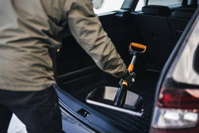 Fiskars X-serie autosneeuwschep 1057393 - thumbnail