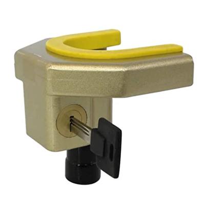 Carpoint disselslot voor aanhangwagen goudkleurig Carpoint disselslot voor aanhangwagen goudkleurig