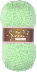 Stylecraft special DK 1316 springgreen - Haakgaren / Breigaren