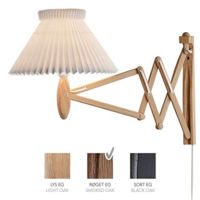 LE KLINT Sax 224-1/17 Wandlamp - Gerookt eiken met papieren kap - Wit LE KLINT Sax 224-1/17 Wandlamp - Gerookt eiken met papieren kap - Wit