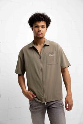 Equalité Ingmar Shirt Heren Grijs - Maat S - Kleur: Grijs | Soccerfanshop Equalité Ingmar Shirt Heren Grijs - Maat S - Kleur: Grijs | Soccerfanshop