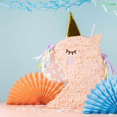 Folat BV Piñata unicorns & rainbows