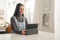 ZAGG Pro Keys 2 Bluetooth Keyboard Case for Apple iPad Air 10.9 (2020/2022)/Air 11 (2024/2025) QWERTY Black - thumbnail