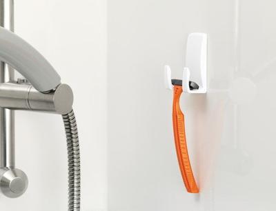 tesa POWERSTRIPS® Waterproof scheermeshouder Wit Inhoud: 1 stuk(s) tesa POWERSTRIPS® Waterproof scheermeshouder Wit Inhoud: 1 stuk(s)