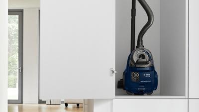 BOSCH BGS21X320 Serie 4 Stofzuiger Zonder Zak - Blauw BOSCH BGS21X320 Serie 4 Stofzuiger Zonder Zak - Blauw
