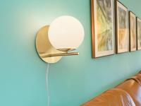 Trio MuurlampPure goud met wit glas - 202000108 - thumbnail