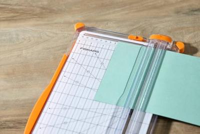 Fiskars papiersnijder, afm 30x37 cm, 1 stuk