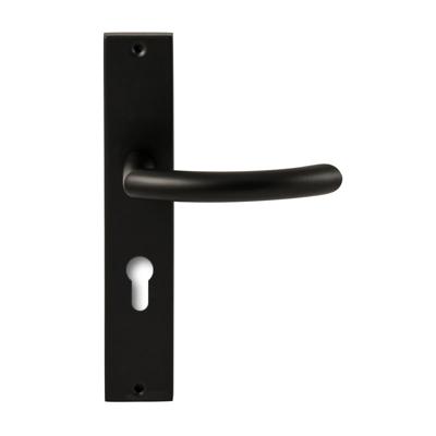 Hardbrass Deurkruk Helsinki op rechthoekig langschild profielcilindergat 72mm - zwart Hardbrass Deurkruk Helsinki op rechthoekig langschild profielcilindergat 72mm - zwart