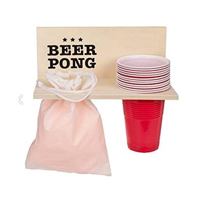 Beer pong muurplank met bekers en ballen Beer pong muurplank met bekers en ballen
