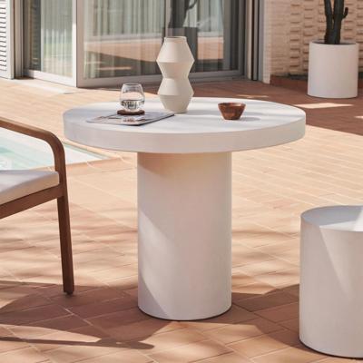 Kave Home Aiguablava tuintafel Ø90 cm cement Wit