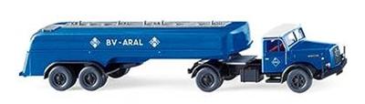 Wiking 0806 97 H0 Vrachtwagen Henschel Tankopleggercombinatie Aral Wiking 0806 97 H0 Vrachtwagen Henschel Tankopleggercombinatie Aral