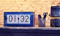 NeXtime NE-5209BL Tafel/wandklok Big Flip 36x16.7x8.5cm Acryl Blauw - thumbnail