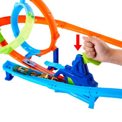 Hot Wheels Stunt Tracks Rapid Launch Cyclone racebaan