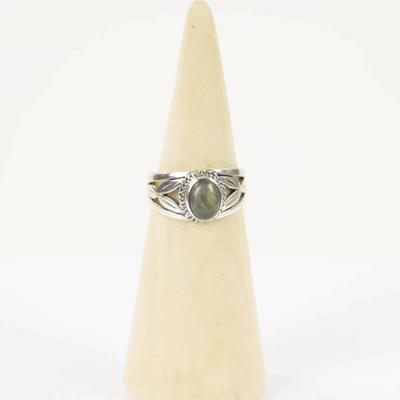 Zilveren Ring Mt. 9/60 met Labradoriet Steen, Handgemaakt