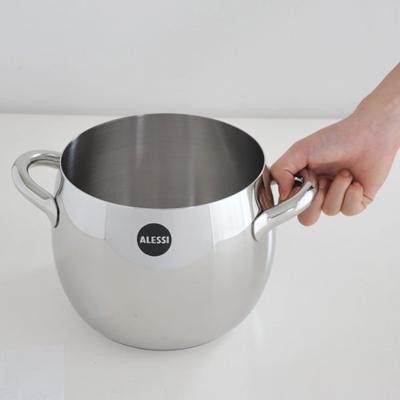 Alessi Kookpan / Soeppan Mami - SG100/20 - ø 22 cm / 5.6 liter - door Stefano Giovannoni Alessi Kookpan / Soeppan Mami - SG100/20 - ø 22 cm / 5.6 liter - door Stefano Giovannoni