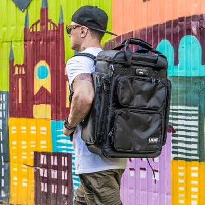 UDG U9022BLOR Ultimate Producer Bag large zwart/ oranje