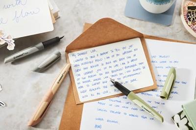 Vulpen STABILO Flow medium grijs blister à 1 stuk Vulpen STABILO Flow medium grijs blister à 1 stuk