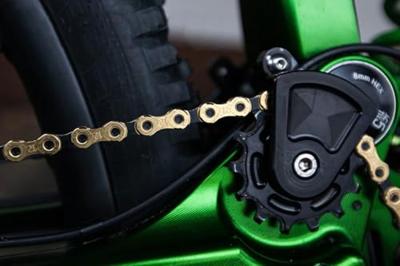 KMC fietsketting x12 ti-n goud/zwart 126 schakels