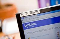 Brother TZe-S211 Labeltape extra sterk klevend Tapekleur: Wit Tekstkleur: Zwart 6 mm 8 m - thumbnail