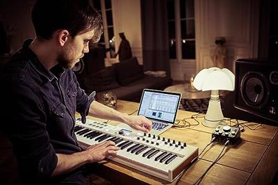 Arturia Keylab Essential MK3 61 Black USB/MIDI keyboard - thumbnail