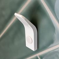 QUVIO Haakje metaal wand - Zwart - thumbnail