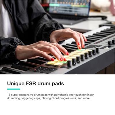 Novation Launchkey 61 MK4 USB/MIDI keyboard - thumbnail