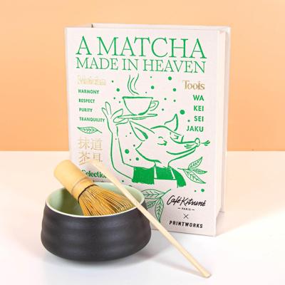 Essentials boek met matcha tools