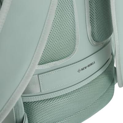 New Rebels William Milwaukee Salie Green 18L Rugzak Waterafstotend Laptop 15.6" New Rebels William Milwaukee Salie Green 18L Rugzak Waterafstotend Laptop 15.6"