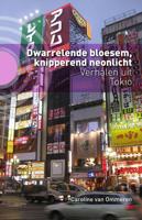 Dwarrelende bloesem, knipperend neonlicht - Caroline van Ommeren - ebook - thumbnail