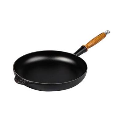 Le Creuset Koekenpan met Houten Steel, 28cm mat zwart Le Creuset Koekenpan met Houten Steel, 28cm mat zwart
