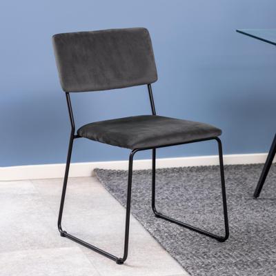 Bendt Eetkamerstoel 'Tammi' Velvet, kleur Donkergrijs Bendt Eetkamerstoel 'Tammi' Velvet, kleur Donkergrijs