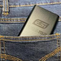 ESI UGM192 mobiele gitaar en microfoon interface - thumbnail