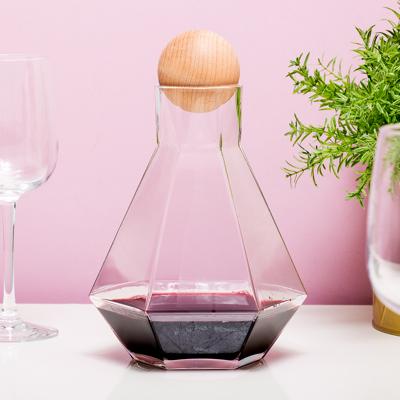 Wijnkaraf In Diamantvorm