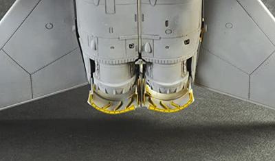 Italeri 1/32 Tornado GR.4 Italeri 1/32 Tornado GR.4