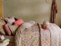 Pip Studio Pip Studio Jabali Flower Quilted Cushion - Koraalrood 45x70 cm - thumbnail