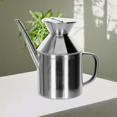 KITCHEN BASICS - Oliekan rvs, 0,5 liter