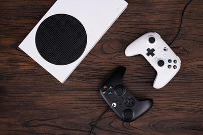 8Bitdo Ultimate Wired Controller for Xbox - Black (Hall Effect)