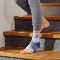 Bauerfeind MalleoTrain S Enkelbrace - 1 - Links - Grijs - thumbnail