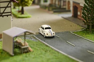 Carson Modellsport 500504153 VW Beetle Rallye 1:87 RC auto Elektro Straatmodel Incl. accu, oplader en batterijen voor de zender