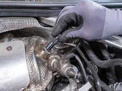 HAZET Draadnasnijder uitlaattemperatuursensoren/-sondes 4683-18 · 13 mm buitenzeskant · Lengte: 42 mm HAZET Draadnasnijder uitlaattemperatuursensoren/-sondes 4683-18 · 13 mm buitenzeskant · Lengte: 42 mm