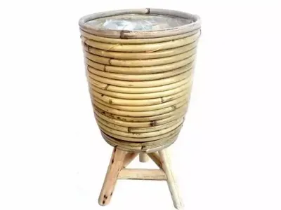 Rotan plantenmand met plastic op poten grijs 20x33cm