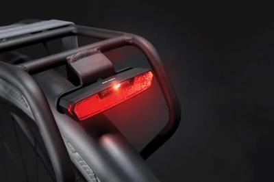 Axa Dragerachterlicht juno battery auto/off - 50 mm