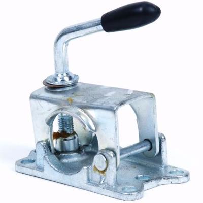 Neuswielklem 48 mm. gietijzer