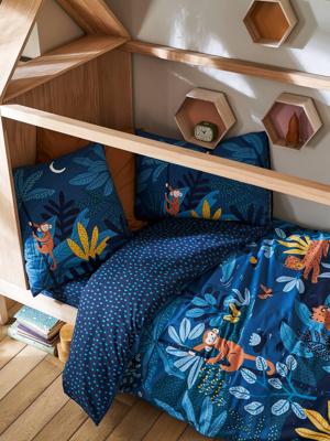 JUNGLE NIGHT kinderset dekbedovertrek + kussensloop blauw/meerkleurig JUNGLE NIGHT kinderset dekbedovertrek + kussensloop blauw/meerkleurig