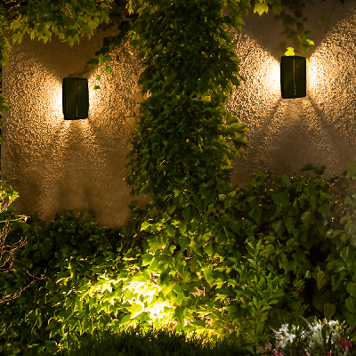 Solar up down wandlamp njord met warm wit licht