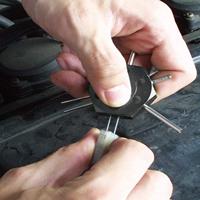 Bikeservice ontgrendelgereedschap "6 in 1" montgwrkz 6in1 plug-in v black - thumbnail