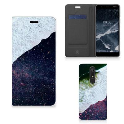 Nokia 5.1 (2018) Stand Case Sea in Space