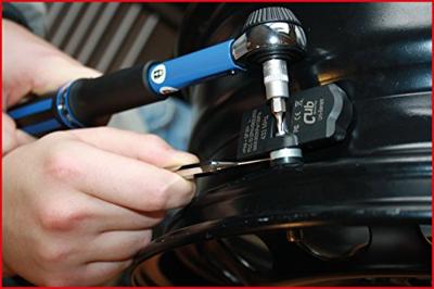 KS Tools 100.1180 RDKS / TPMS gereedschapsset voor bandenspanningscontrolesystemen, 13-delig